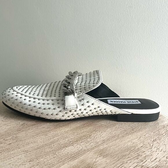 Steve Madden Keller Mules in White and Silver Chain Detail, Size 8.5 NWOB - Picture 8 of 12